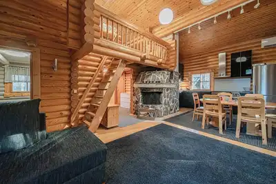 Image de Northgray Lodge by Aavalevi