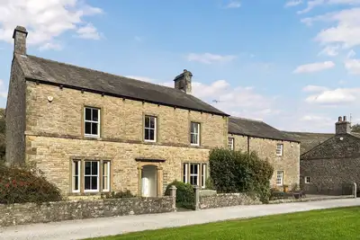 Image de 5 chambres à coucher à Arncliffe