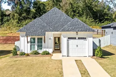 Image de Your Auburn Home Away From Home – Minutes from Campus