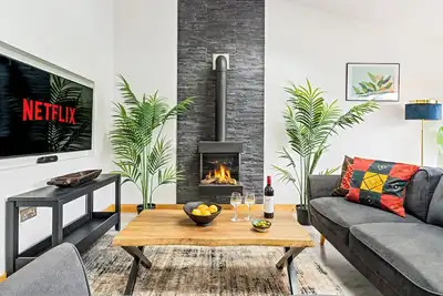 Image de Stylish cottage & parking – Kimberley Cottage