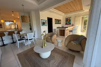 Image de Central 4-Br Penthouse w/ Pool & Elite Services