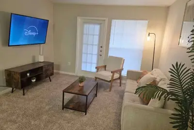 Image de Beige 1Bed 1Bath Nrg at 5 min walk  Free Parking