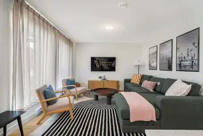 Image de Summit Stay | Ground Floor | Central | Ac | Pets