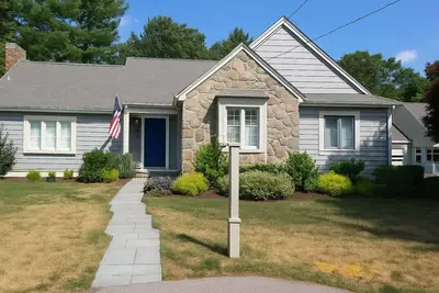 Image de 4 Bedroom, walk to park & restaurants!