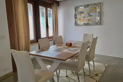Image de Duplex in the city center. 5m from the central station of montreux.