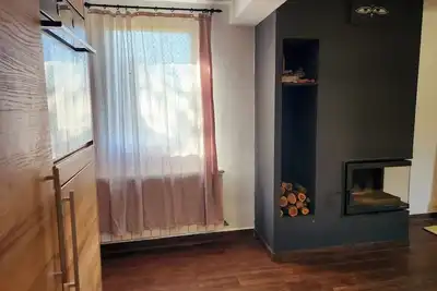 Image de Delightful 4-bedroom house with Ac in Banja Koviljača with the mountain view