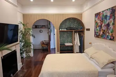 Image de Your Sanctuary Between River and Sea