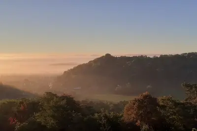 Image de Grand gîte 4*: 12 couchages, 6 chambres, 4 salles de bain, salle de jeux, jardin