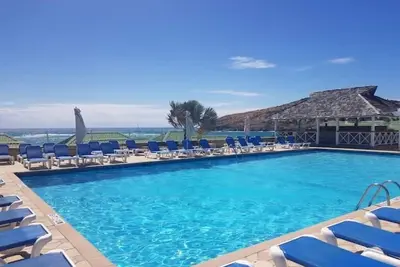 Image de Beautiful Beach Front Villa in a prime location