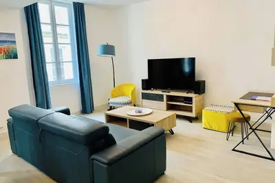 Image de Le Grand Cloutiers, Centre Ville, Lr135