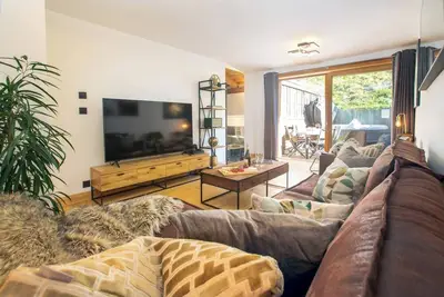 Image de This serviced apartment is a 3 bedroom(s), 3 bathrooms, located in Morzine, Auvergne-Rhône-Alpes.