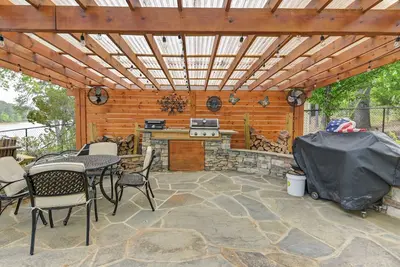 Image de Modern and Peaceful- 3 bedroom Winnsboro Great North Lakehouse