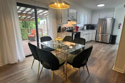 Image de 3bd/1. 5bth Home, Spacious, Outdoor Living Space