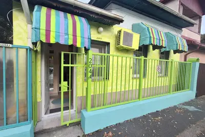 Image de Artsy Renovated House with 2 rooms for 4 ppl, with parking lots and all you need