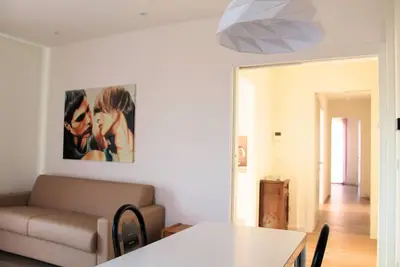 Image de Three-bedroom apartment