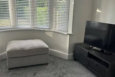 Image de Hellaby House- minutes from the M1 & M18. Across from Hellaby Hotel-Pet friendly