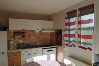 Image de Appartement dans villa