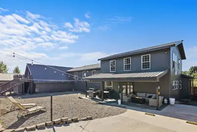 Image de The Three Bear Retreat near Cle Elum Spacious 6/bdr 5/ba home