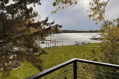 Image de Serenity, Luxury, Lake Life Living!