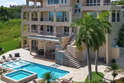 Image de Luxury Mansion, Incredible Ocean Views, Sleeps 22