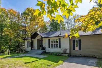 Image de Le Panda | Chalet détente avec spa, bord du lac