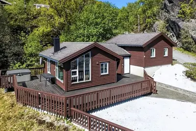 Image de Superbe maison à Nedstrand avec sauna