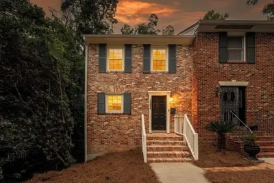 Image de Charming Townhome in Midtown TallahasseeMinutes to Fsu, Downtown, & Restaurants