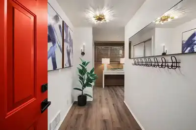 Image de Fresh & Modern Refurnished Apartment