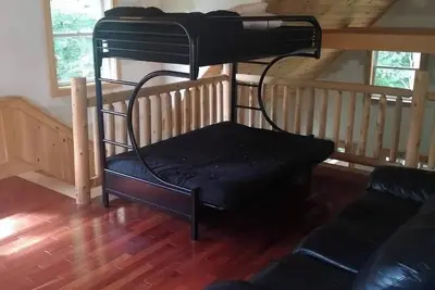 Image de Enchanting pet-friendly and private cabin with cozy pellet fireplace