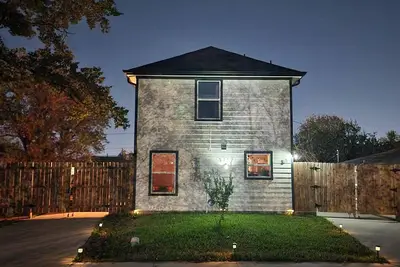 Image de Restoration House, 10 min from downtown Houston