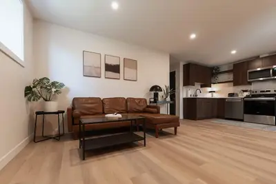 Image de Nordic Suite W | Private, Pet-friendly, Fenced Yard, Outdoor Patio w/ Fire-Table