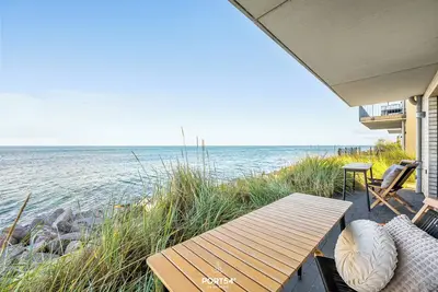 Image de Nordglanz - 1st row by the water, sea view, terrace, sauna, Ev charging station