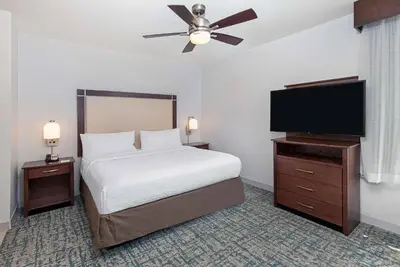 Image de Pet-Friendly Getaway! Free Breakfast & Parking Near Perimeter Mall!