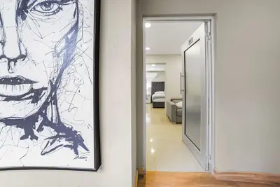 Image de KingBed+CouchBed-NearD`Border