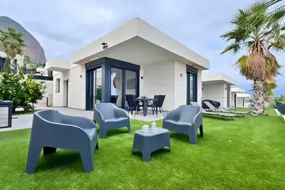 Image de Charme, confort et piscine au soleil de Polop!