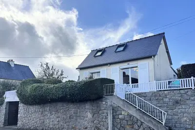 Image de A 800 metres de la plage, entre neuf et vintage, parking & animaux domestiques