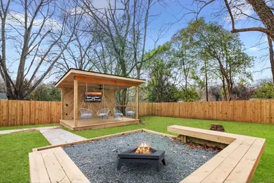 Image de Chic Uptown Gem w/ Stunning Yard