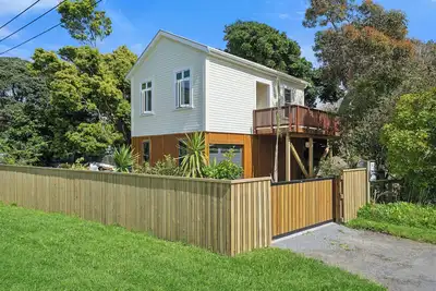 Image de Bellbird House - Paekakariki Holiday Home