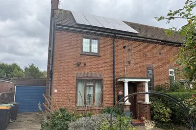 Image de Cosy country cottage for relaxing or for peaceful work setting.