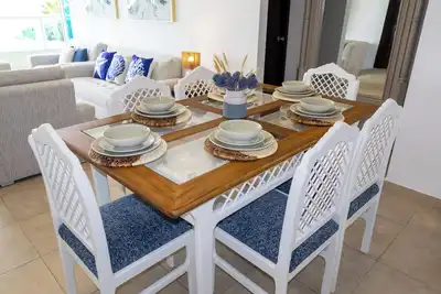 Image de Beachfront apartment, private beach