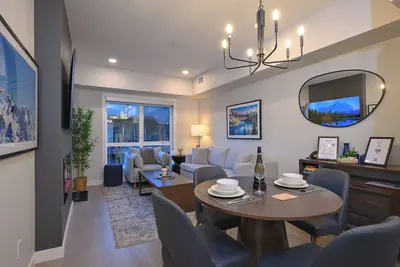 Image de Rockies Retreat Getaway_Heated Pool_ Hot Tub_Gym