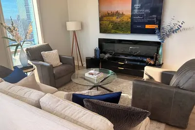 Image de Elegant Uptown Penthouse