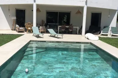 Image de Villa au calme, au fond d’une impasse, piscine, terrain de pétanque