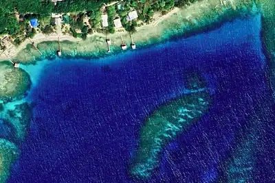 Image de Luxury Beach House on secluded Treasure Beach Isla de Utila