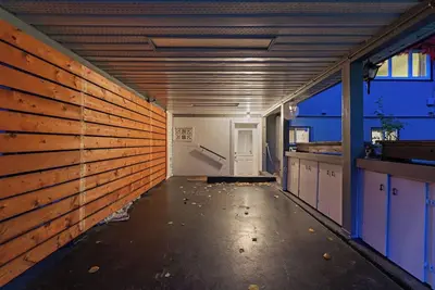 Image de Cozy 2br Ground-Level Suite |Private Entry, Bath with Tub, Near Nature & Transit