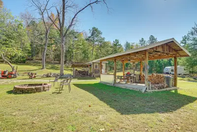 Image de Hunters Welcome! Creekside Missouri Ozarks Cabin