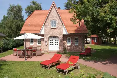 Image de Haus Eichenwald - House in a great location with garden, sauna and fireplace - House