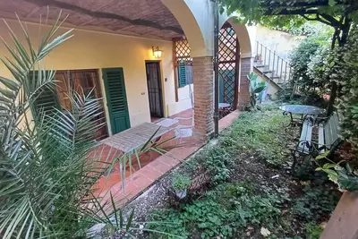 Image de Tha Italian Winecellar - Lodge & Garden