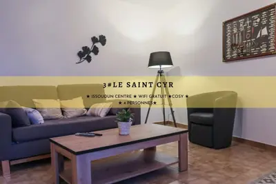 Image de Le Saint-Cyr, Centre-ville, Cosy, Spacieux