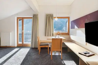 Image de Chambre « Hotel Schweigl Superior Dz 204 » avec vue montagne, piscine partagée et Wi-Fi